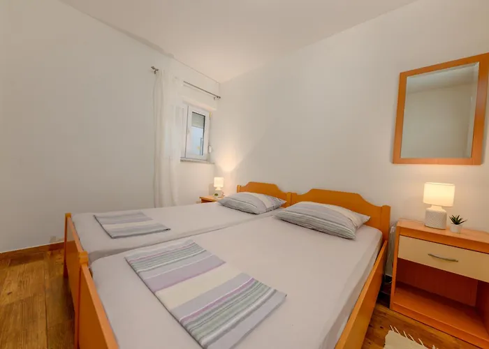 Filipovic Daire Makarska